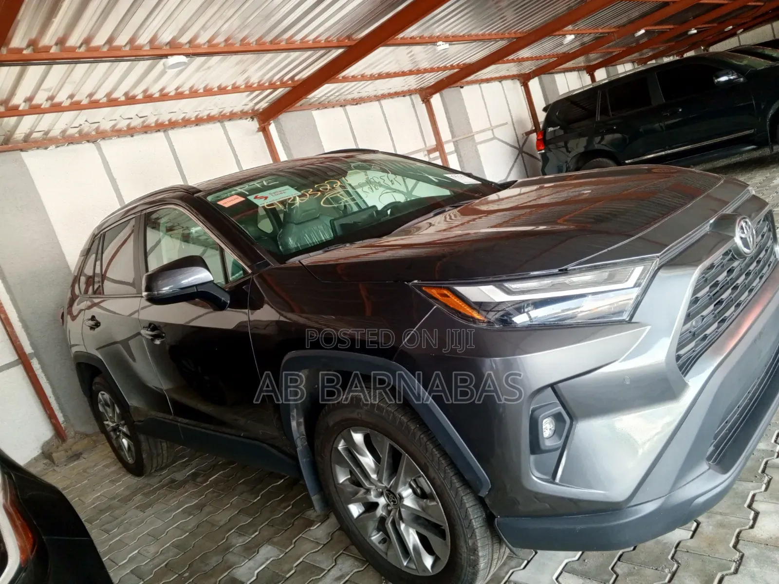 Toyota RAV4 XLE AWD 2024 Gray