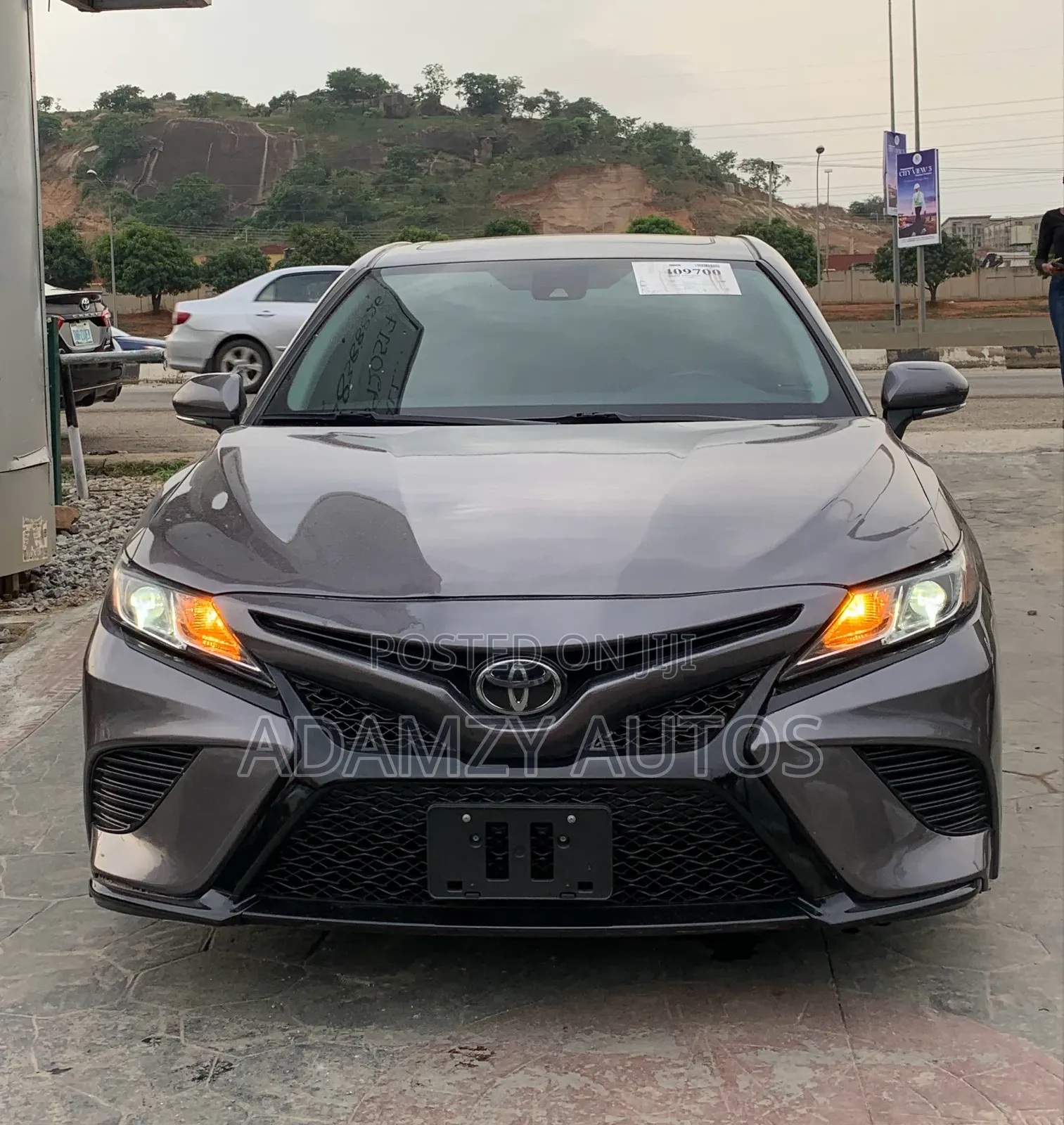 Toyota Camry 2026 Brown