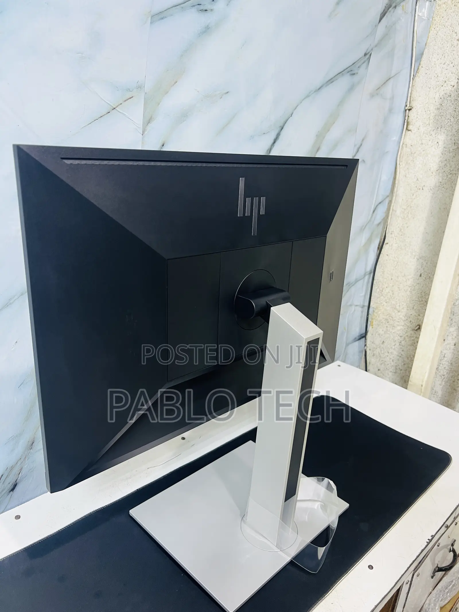 Hp E24i G4 Flameless Monitor