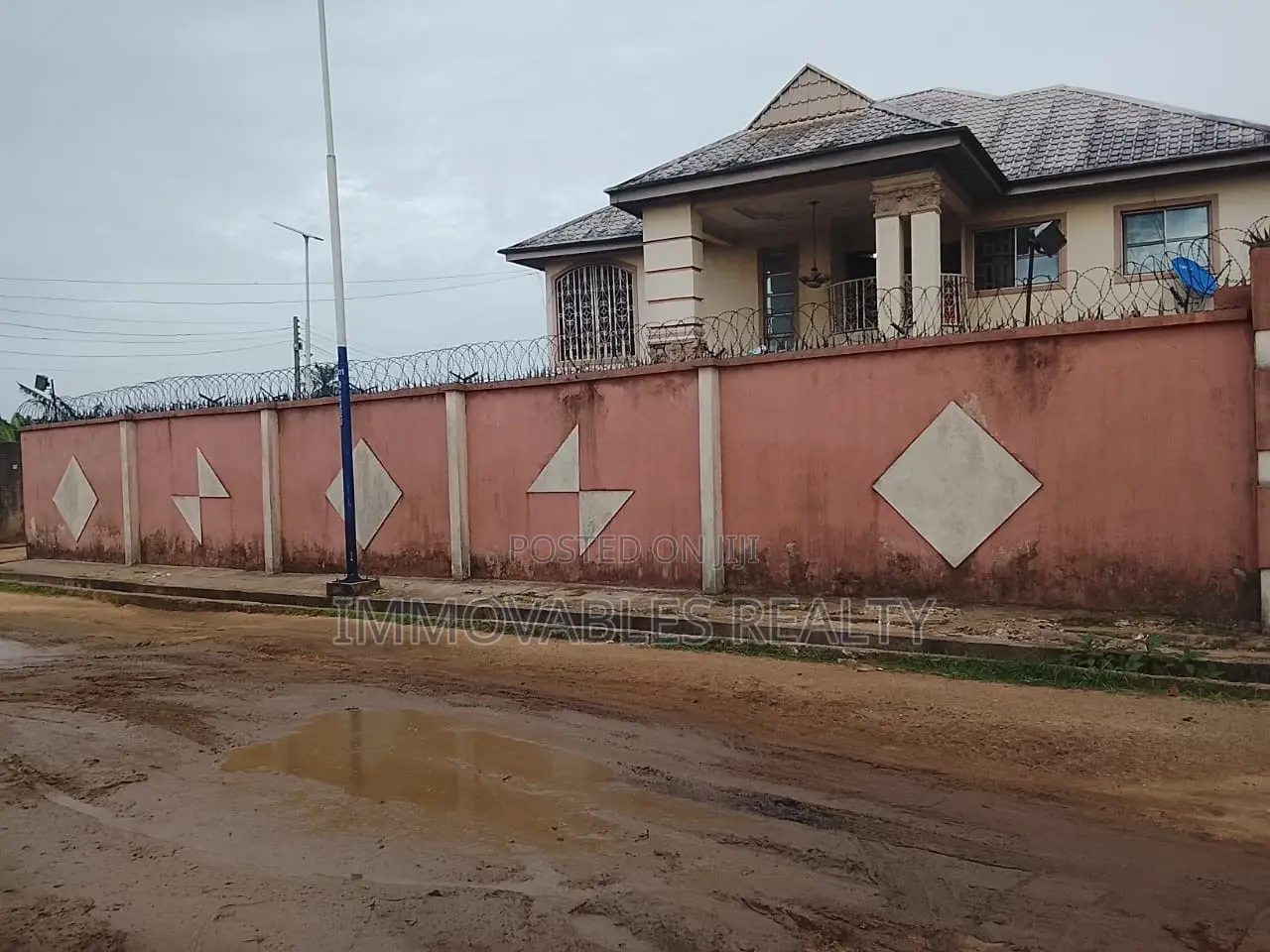 6bdrm Duplex in Port-Harcourt for sale