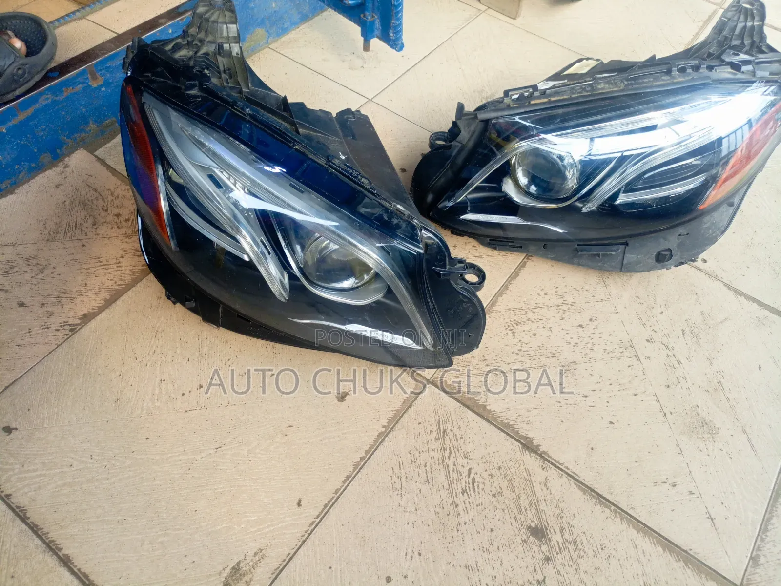 Mercedes Benz Headlight E300 Original