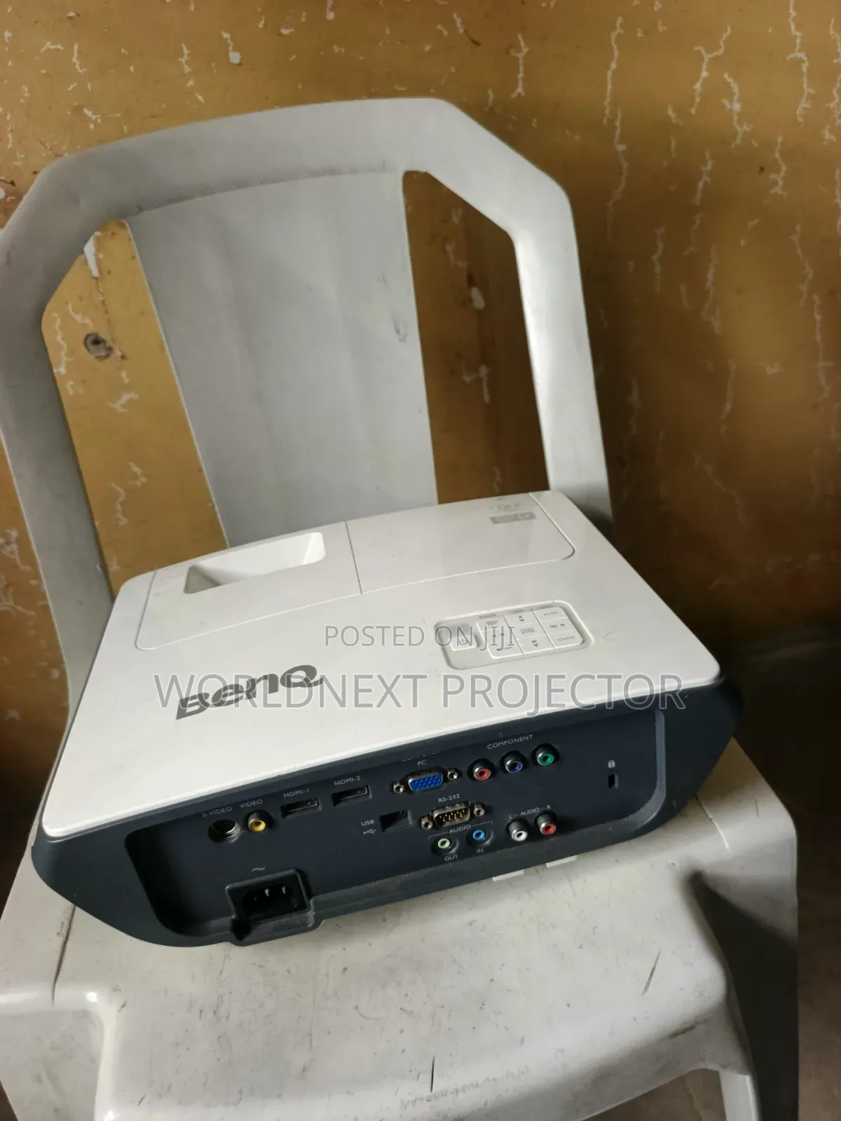Ben 4000 Lumens Projector in Ikeja