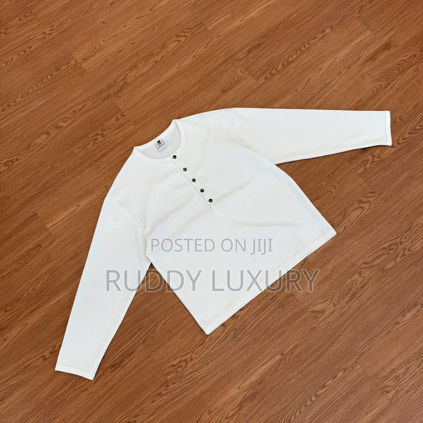 Premium Henley Longsleeve Shirt
