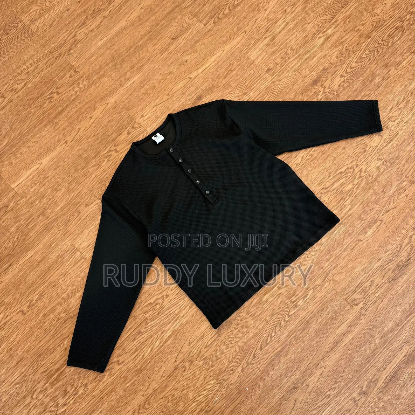 Premium Henley Longsleeve Shirt