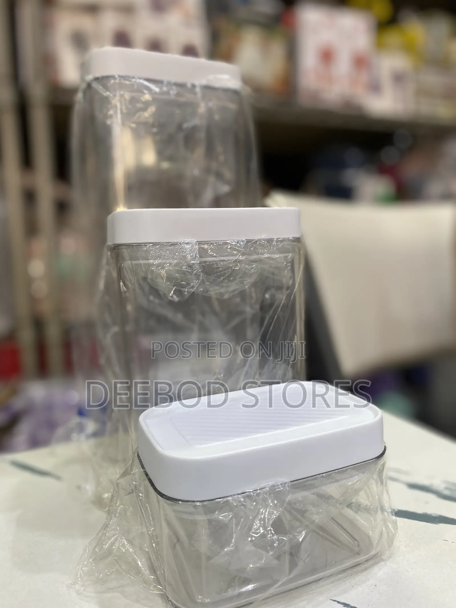 Shatterproof Plastic Kitchen Storage Containers Designed for Pantry