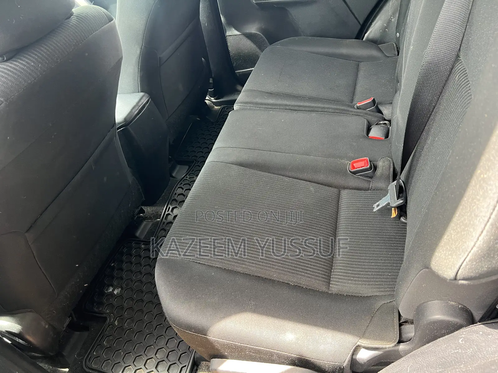 Toyota RAV4 LE 4dr SUV AWD (2.5L 4cyl 6A) 2015 Gray
