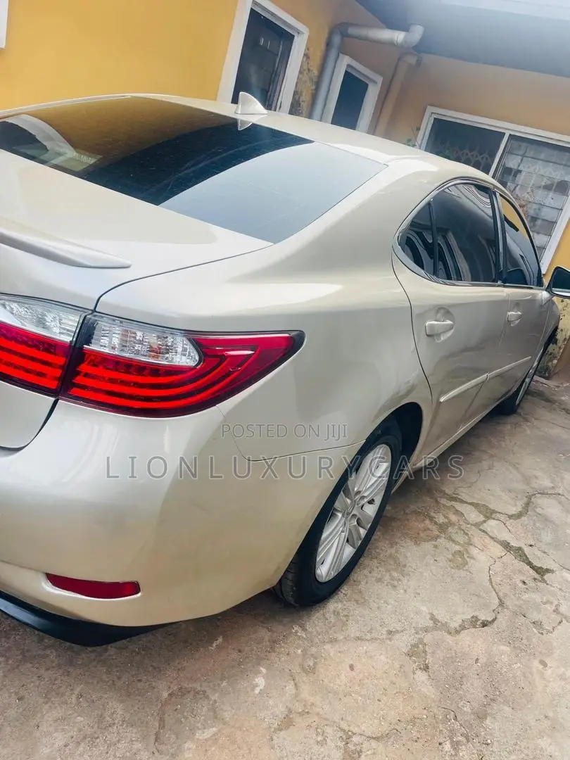 Lexus ES 2017 Beige