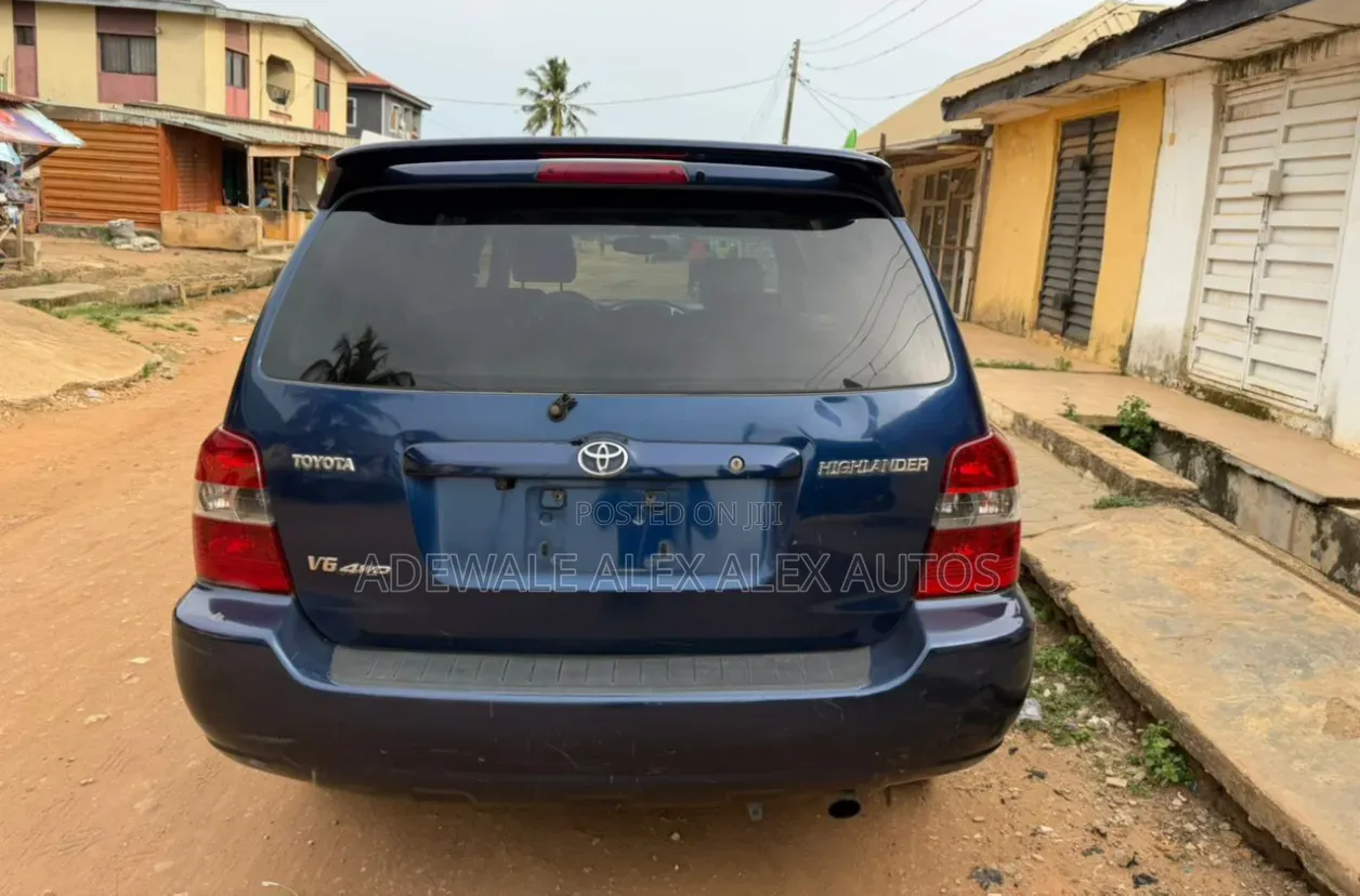 Toyota Highlander 2006 Blue