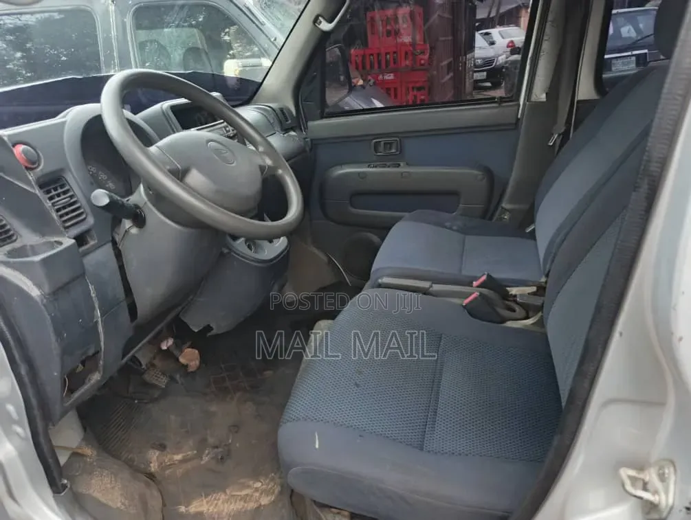 Daihatsu Hijet 2005 White