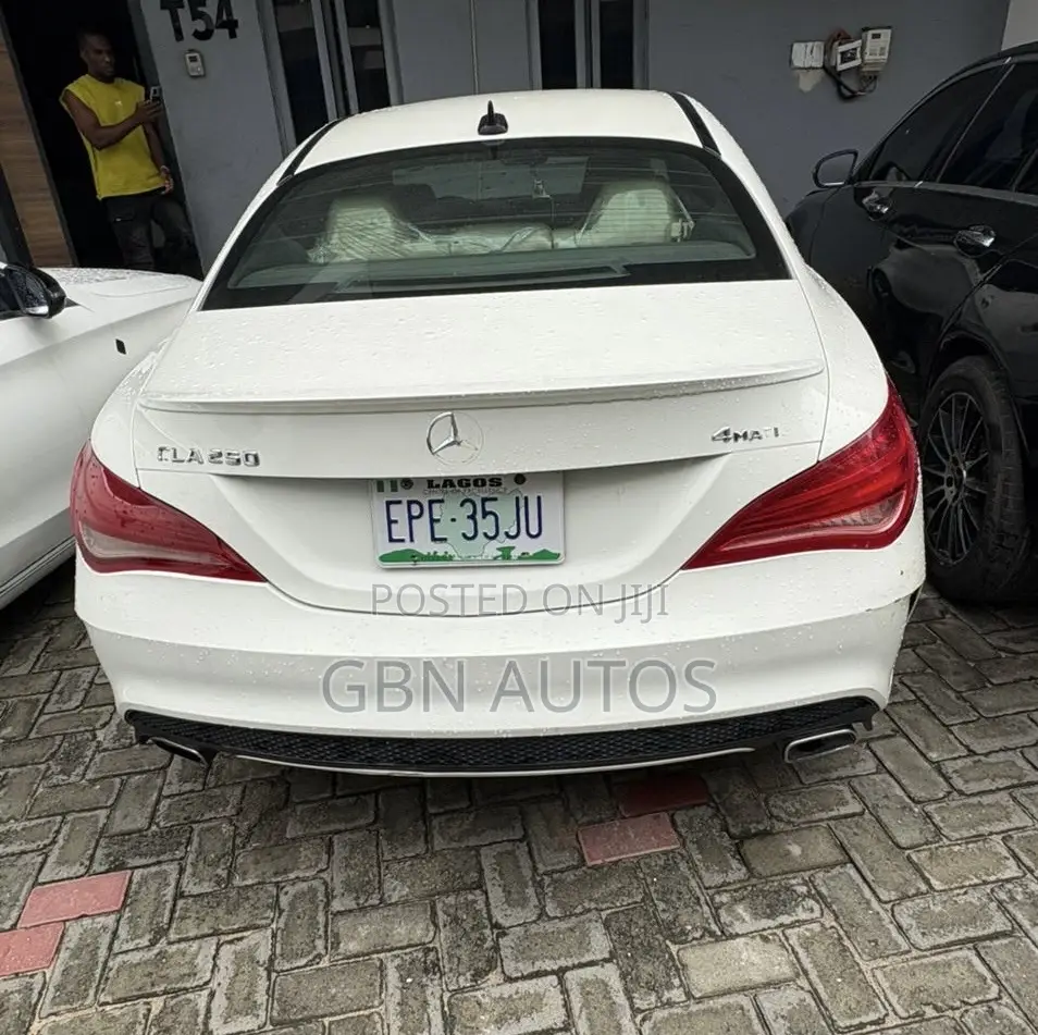 Mercedes-Benz CLA-Class CLA 250 4MATIC Sedan 2015 White
