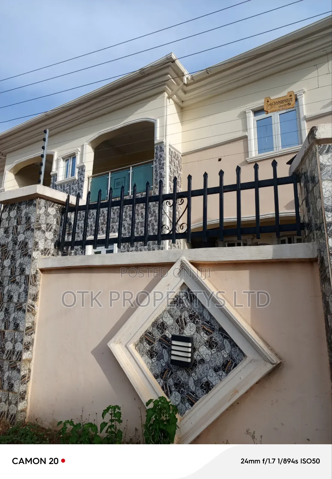 2bdrm Block of Flats in Sangwari Layout, Kubwa for rent