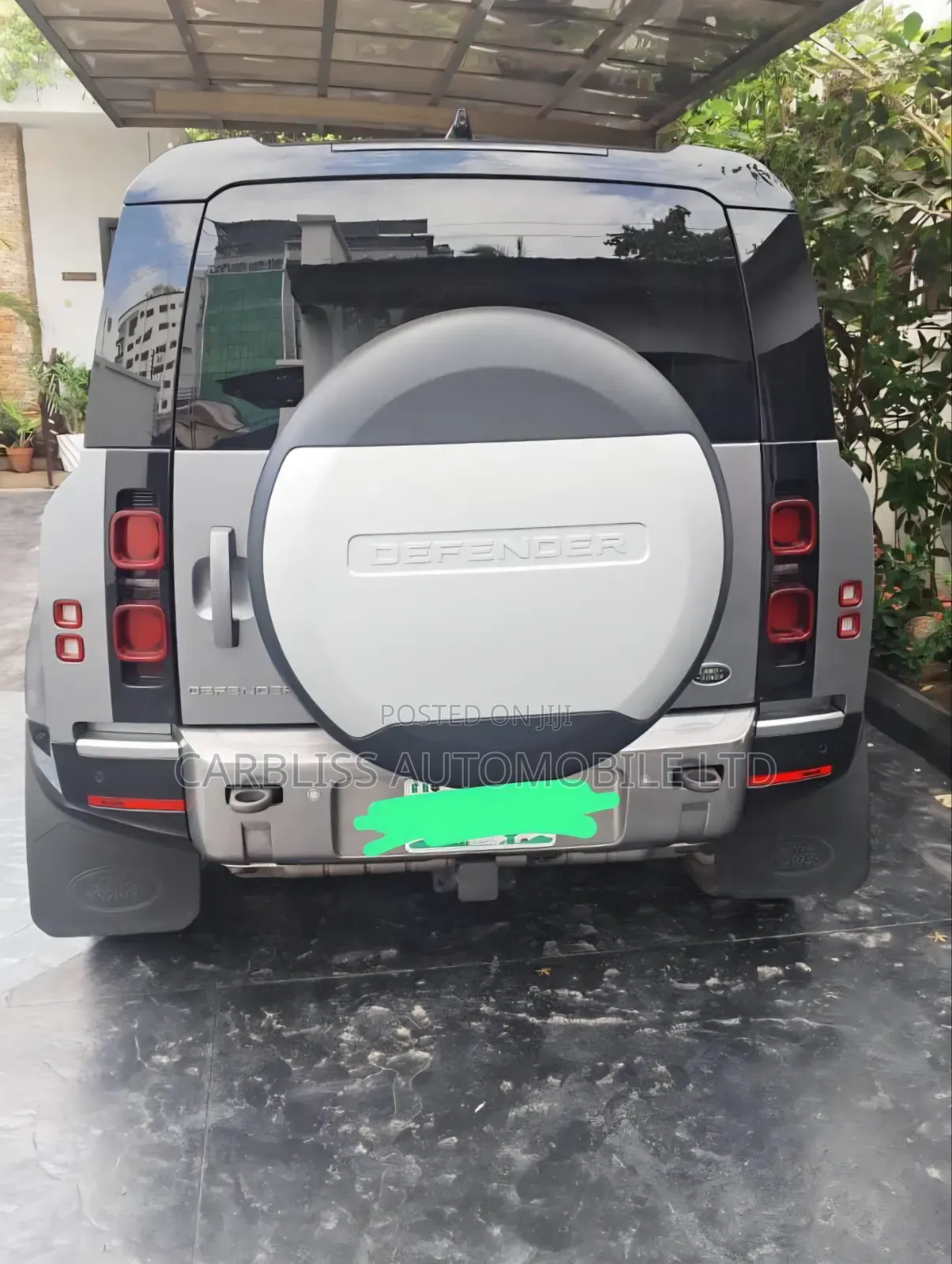 Land Rover Defender First Edition 2023 Gray