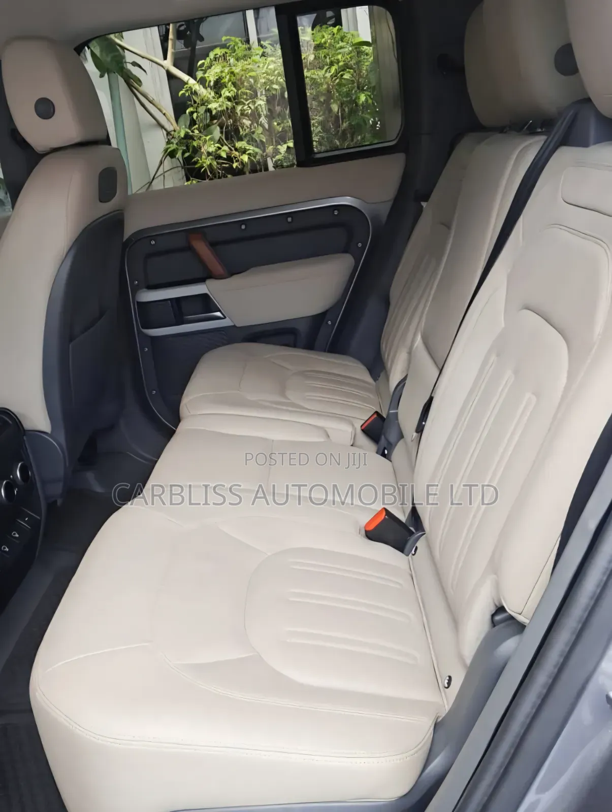 Land Rover Defender First Edition 2023 Gray