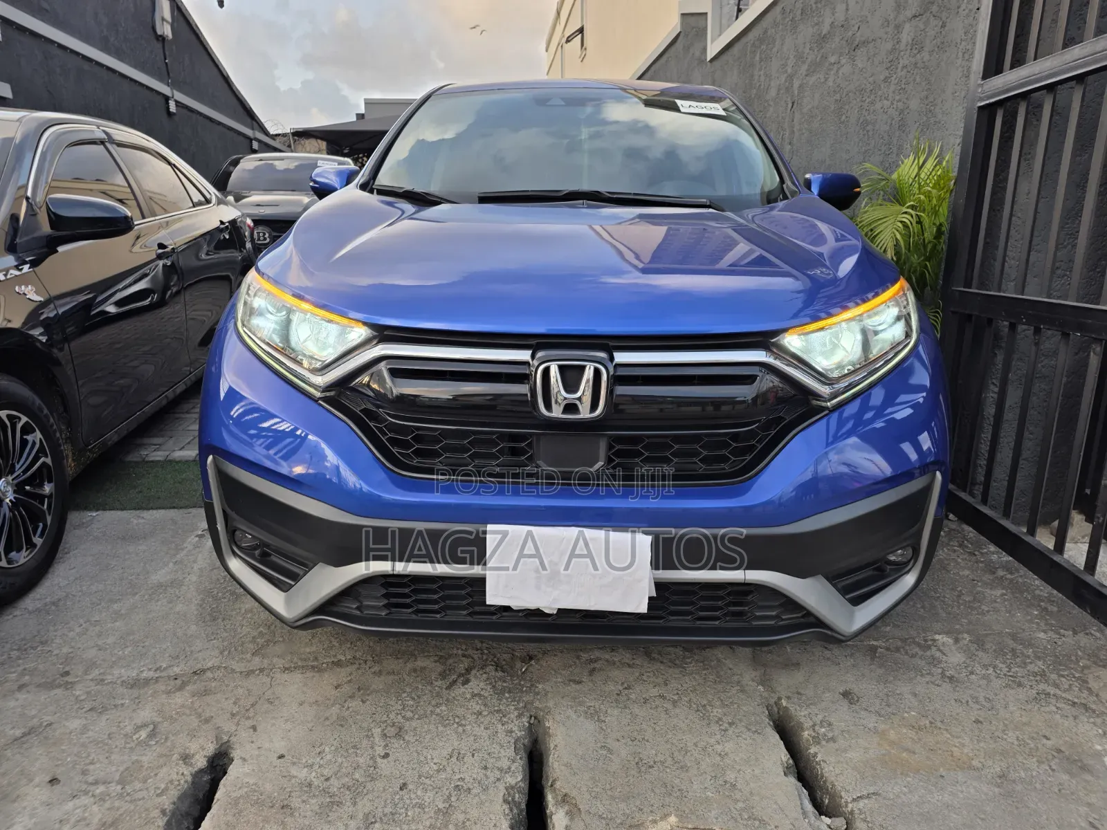 Honda CR-V Touring FWD 2020 Blue