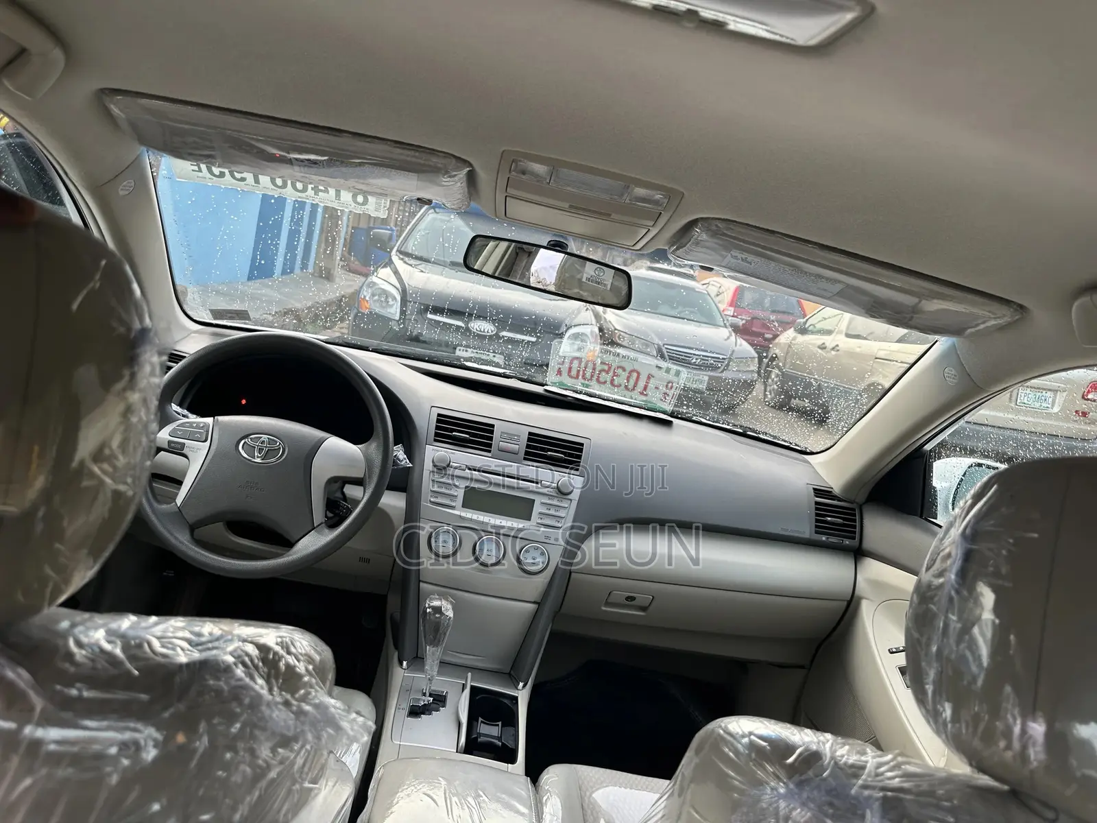 Toyota Camry LE V6 4dr Sedan (3.5L 6cyl 6A) 2011 White