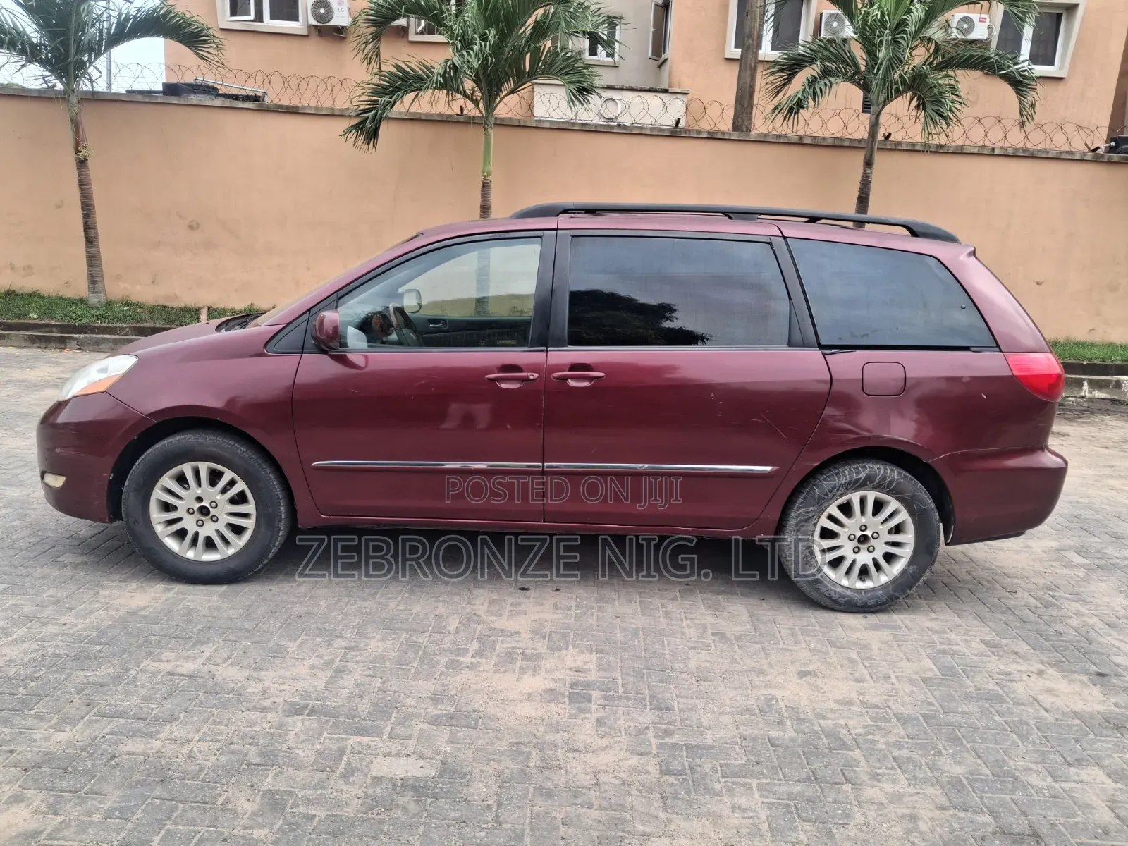 Toyota Sienna XLE Limited 4WD 2008 Red