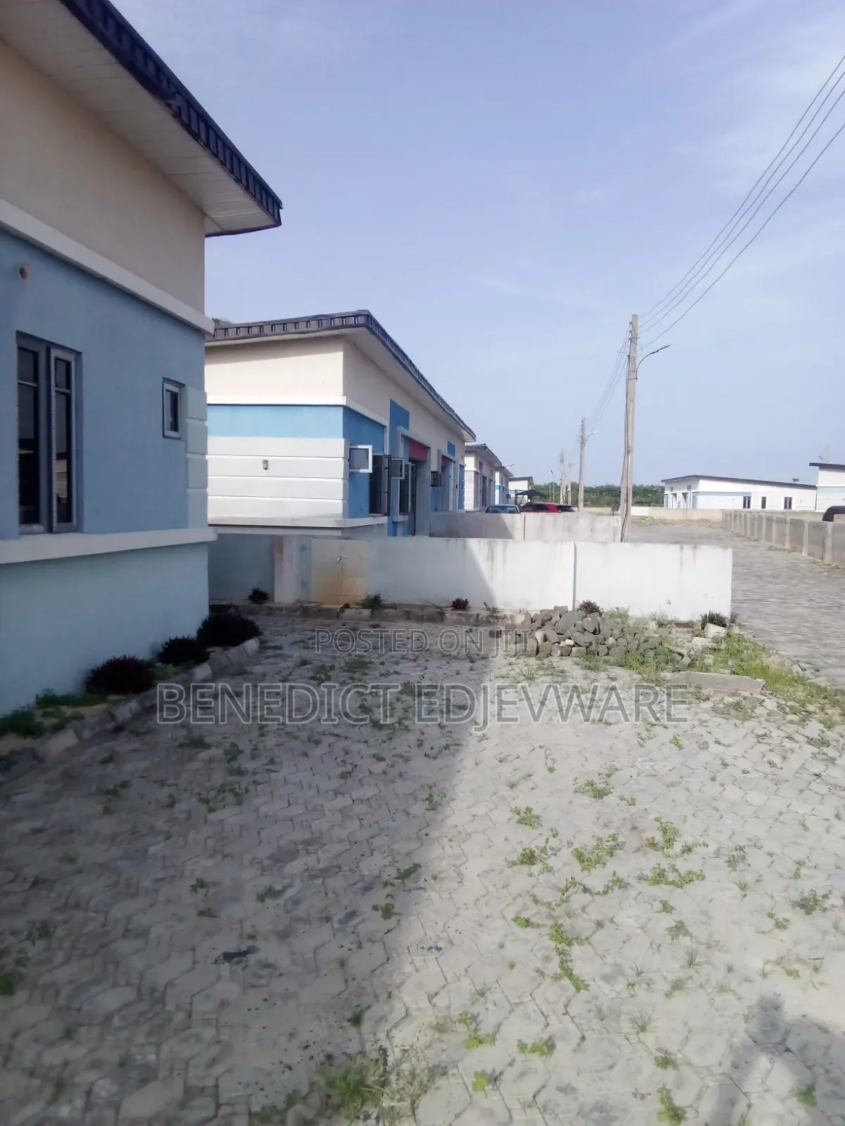 3bdrm Bungalow in Peak Park Estate, Awoyaya for rent
