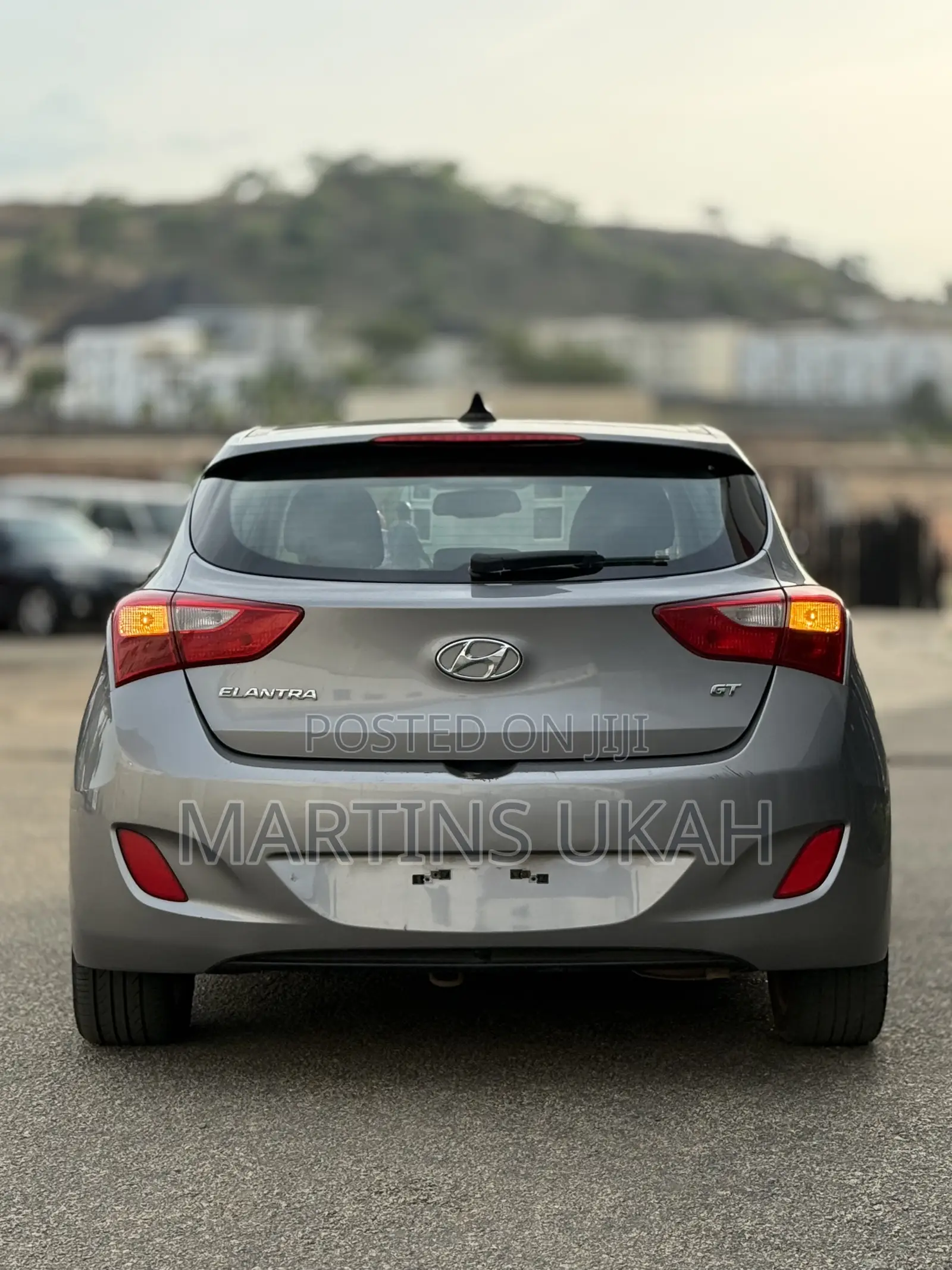 Hyundai Elantra Limited 4dr Sedan (1.8L 4cyl 6A) 2014 Gray