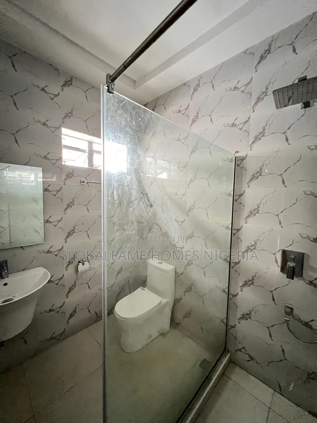 4bdrm Duplex in Beachwood Estate, Bogije for rent