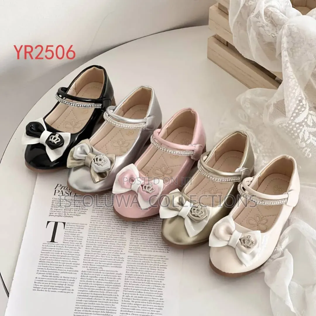 Adorable Girls Classic Party Shoes