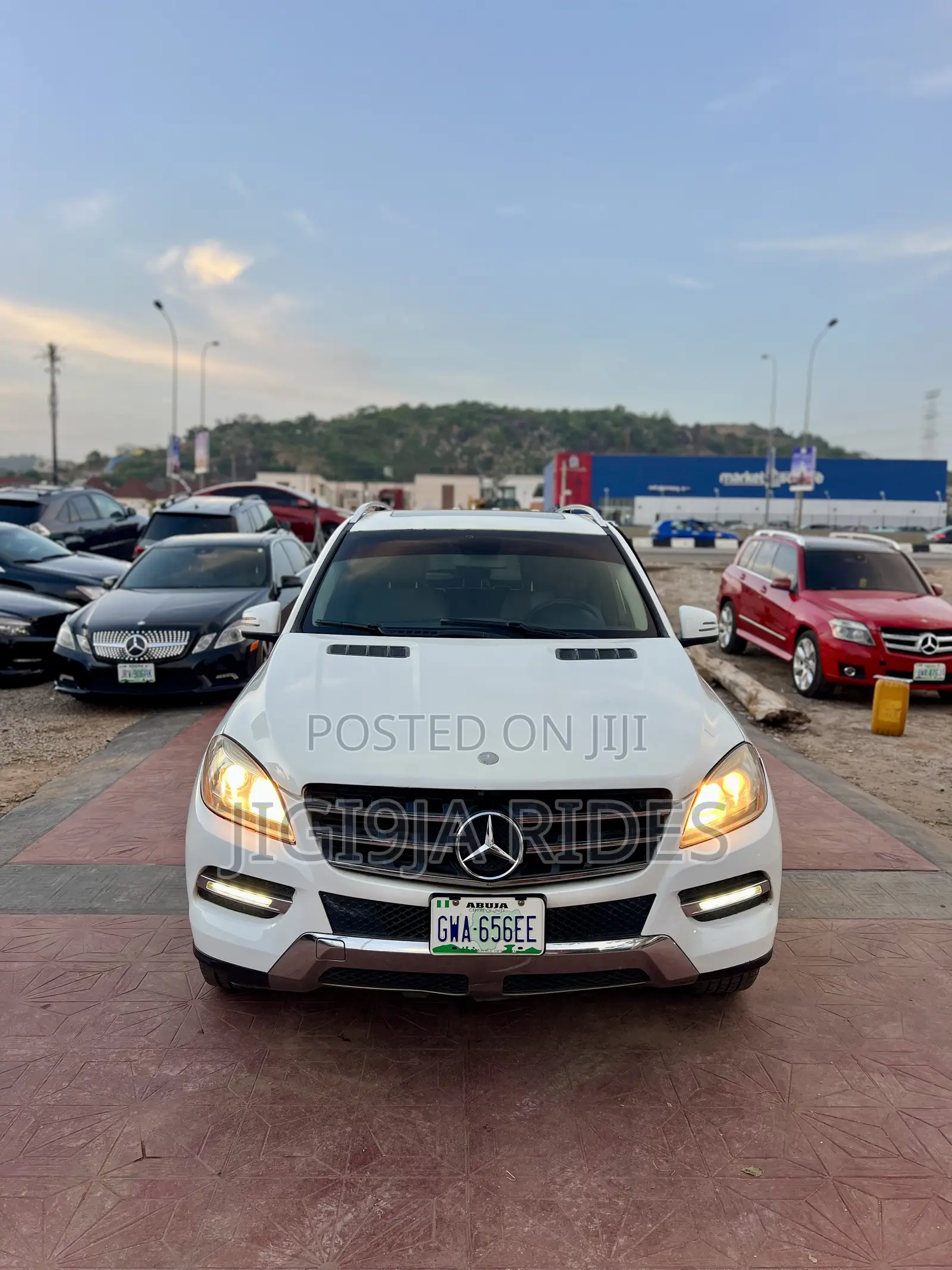 Mercedes-Benz M Class ML350 4dr SUV (3.5L 6cyl 7A) 2014 White