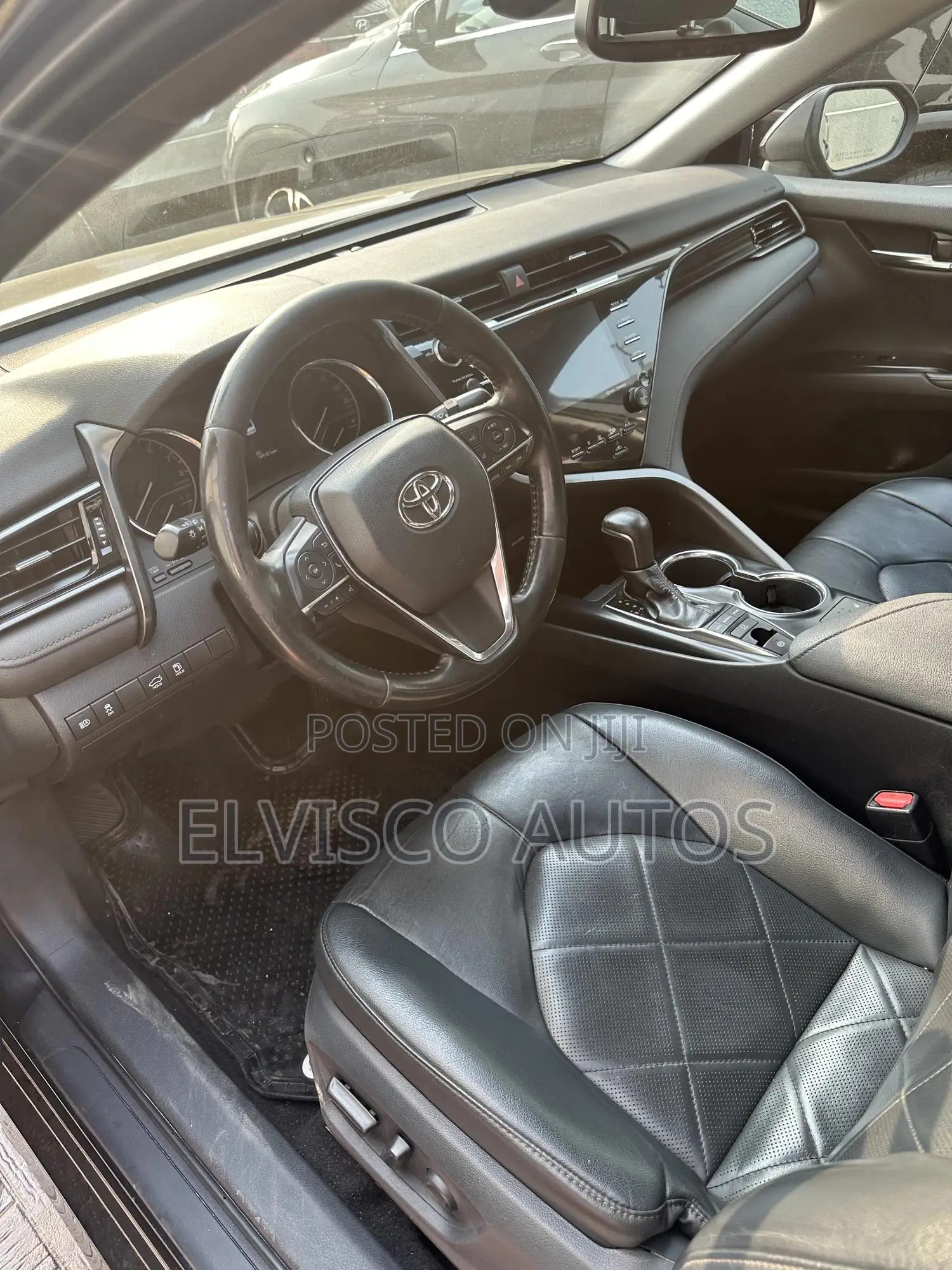 Toyota Camry XLE (2.5L 4cyl 8A) 2019 Black