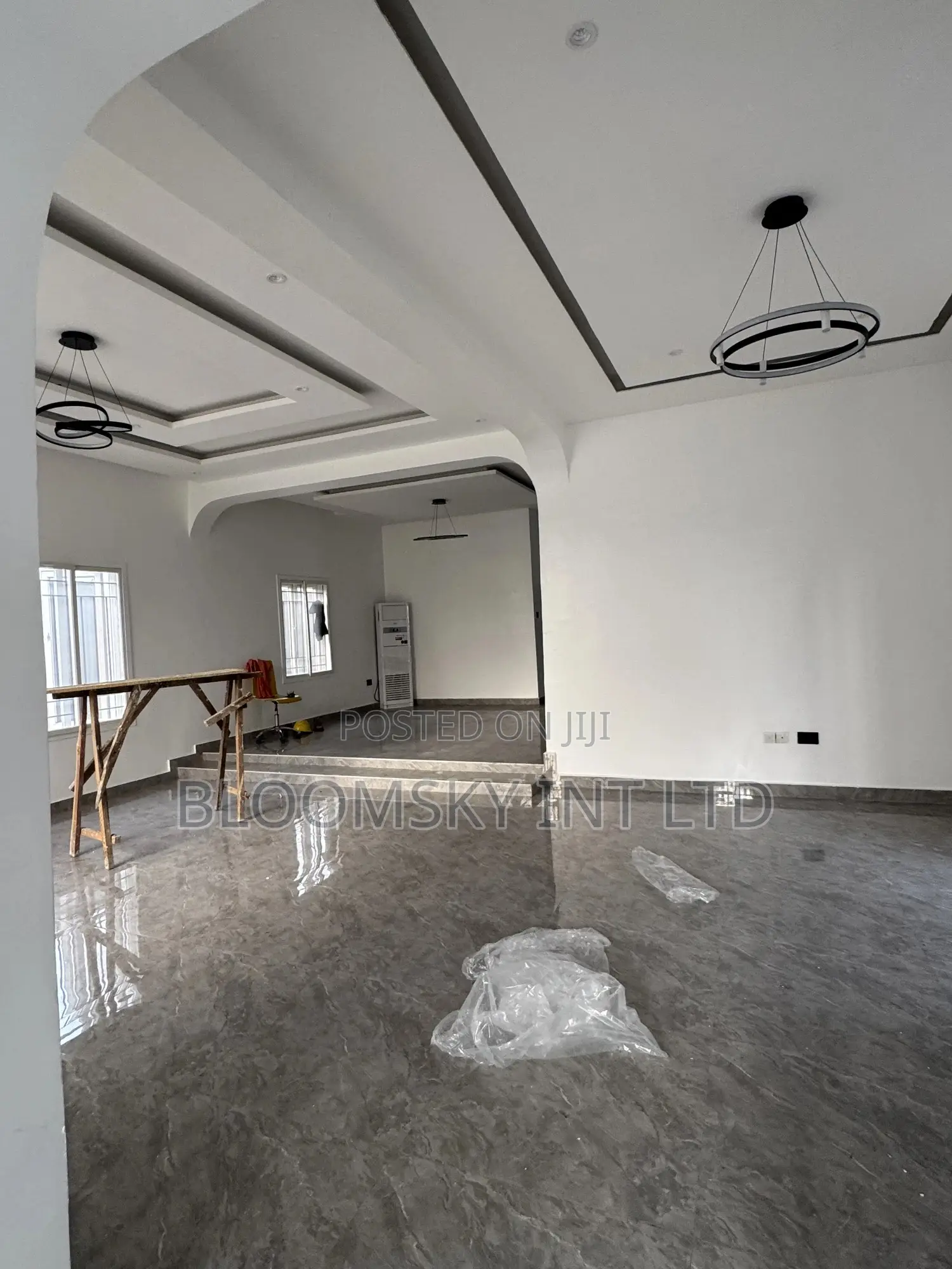 5bdrm Duplex in Lekki Phase 1 for rent