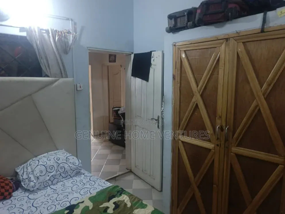 4bdrm House in Orchid Hotel Road, Chevron for sale