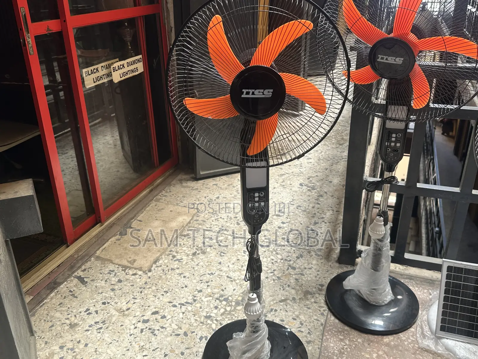 Solar Rechargeable Fan