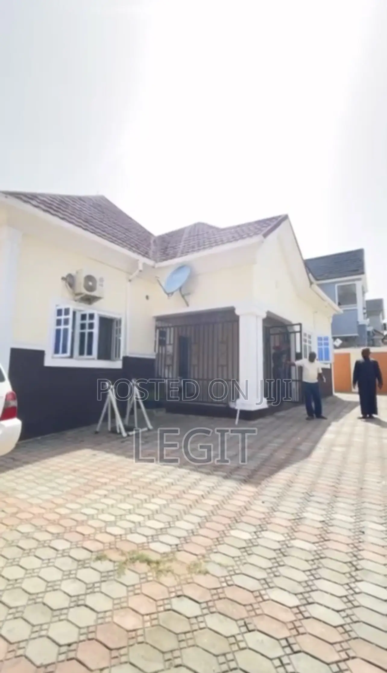 3bdrm Bungalow in Lugbe District for sale