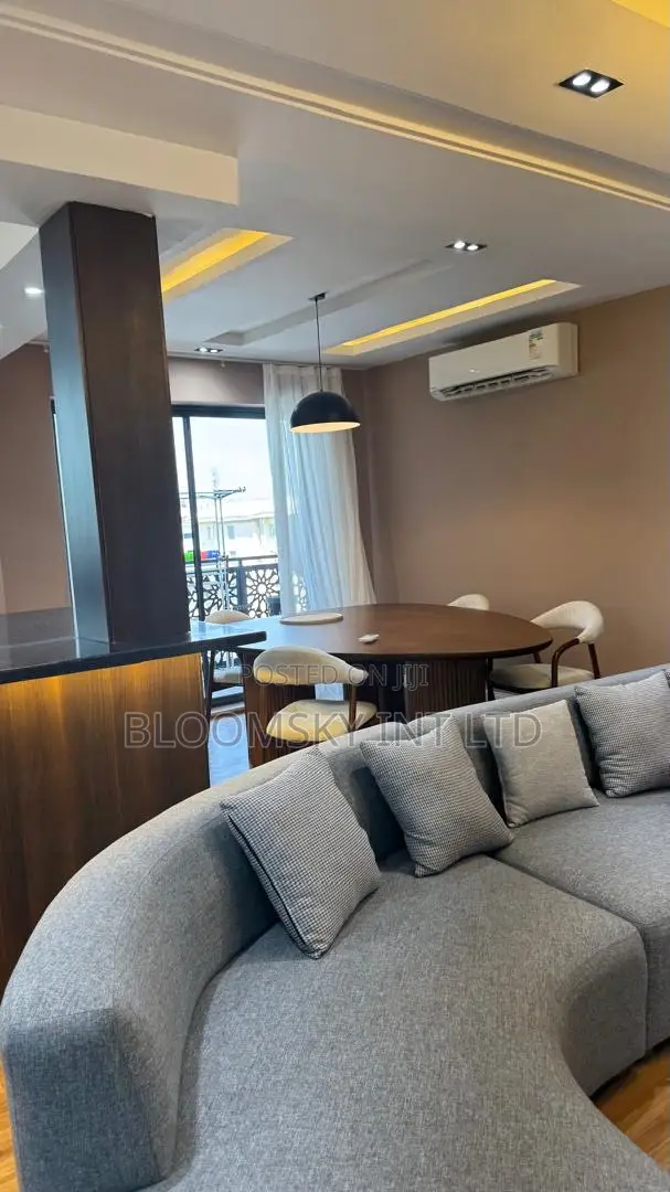 Splendid 3bed Penthouse With Bq in Ikoyi