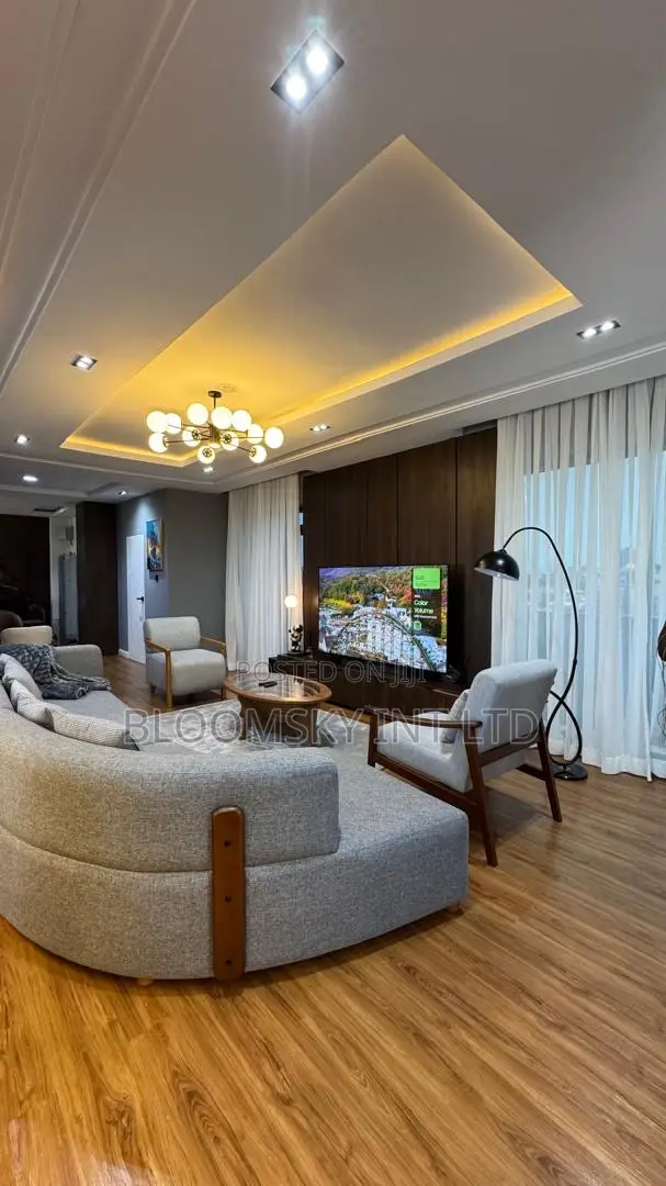 Splendid 3bed Penthouse With Bq in Ikoyi