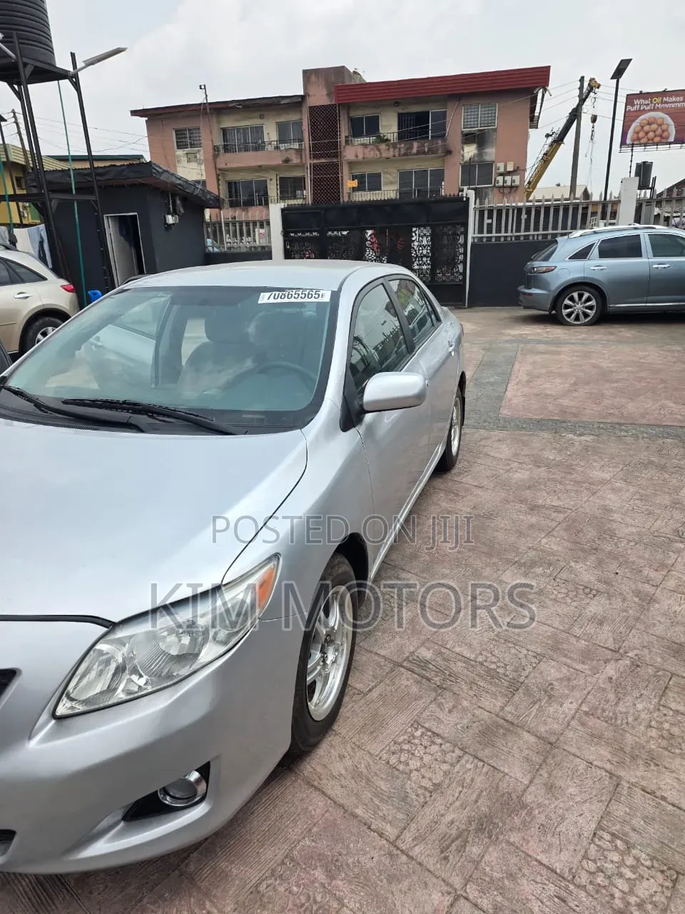 Toyota Corolla LE 4dr Sedan (1.8L 4cyl 4A) 2010 Silver