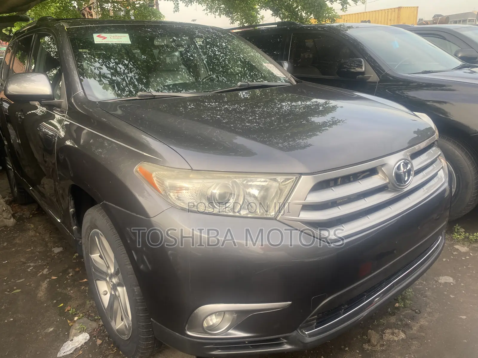 Toyota Highlander Limited 3.5l 4WD 2013 Gray