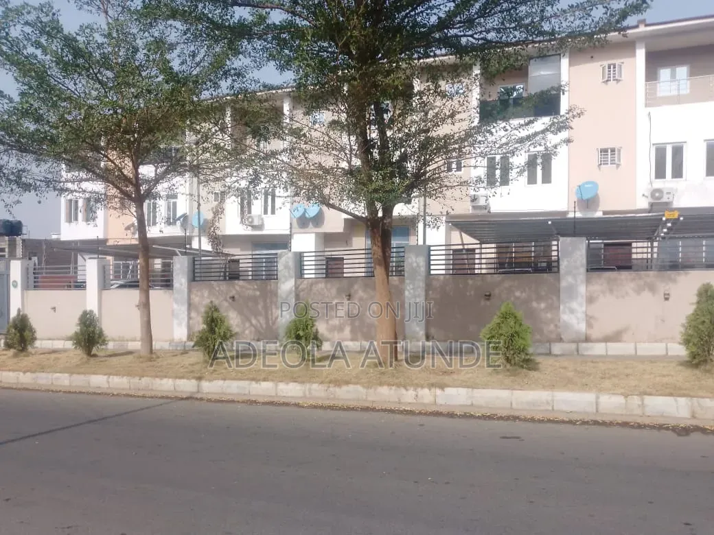Furnished 4bdrm Townhouse / Terrace in Guzape District for rent