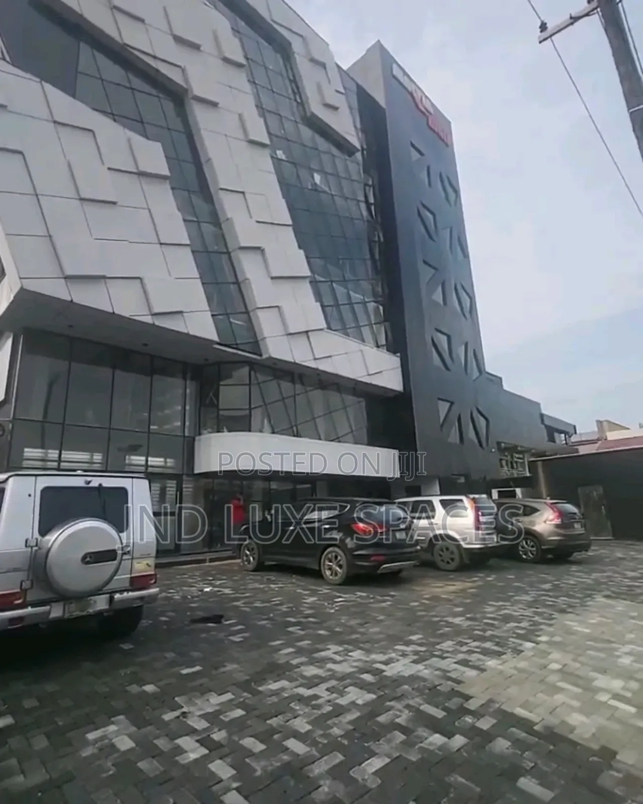 Shop/Office Space on Admiralty Way, Lekki Phase 1