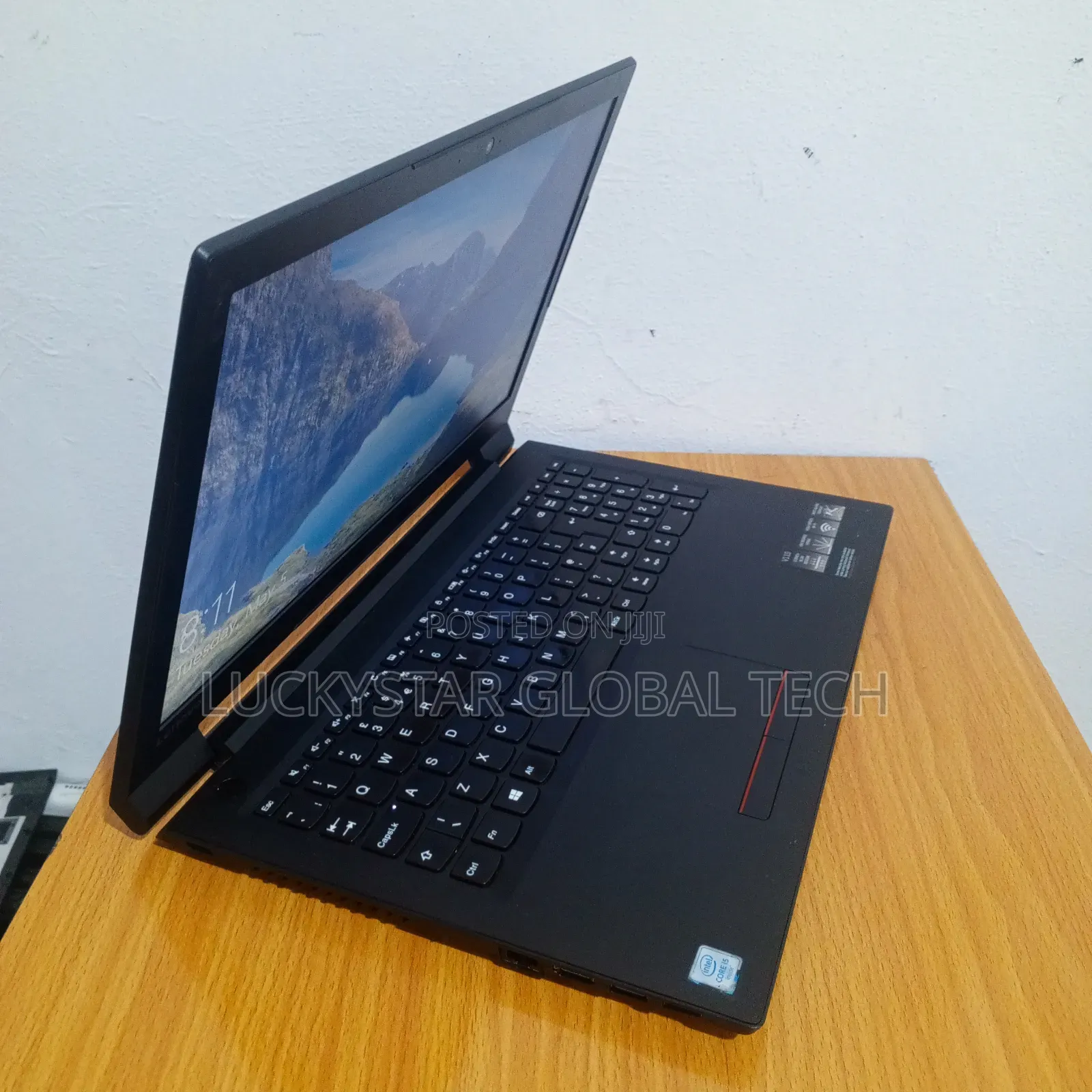Laptop Lenovo V110 4GB Intel Core i5 SSD 128GB