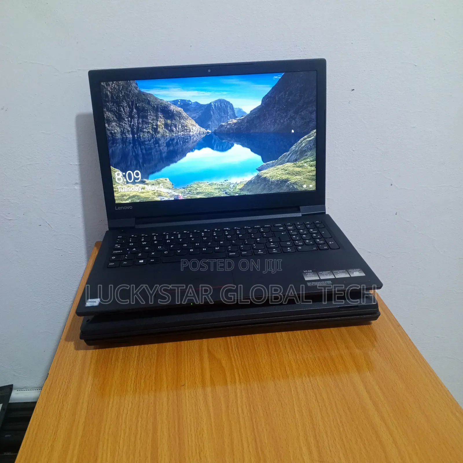 Laptop Lenovo V110 4GB Intel Core i5 SSD 128GB