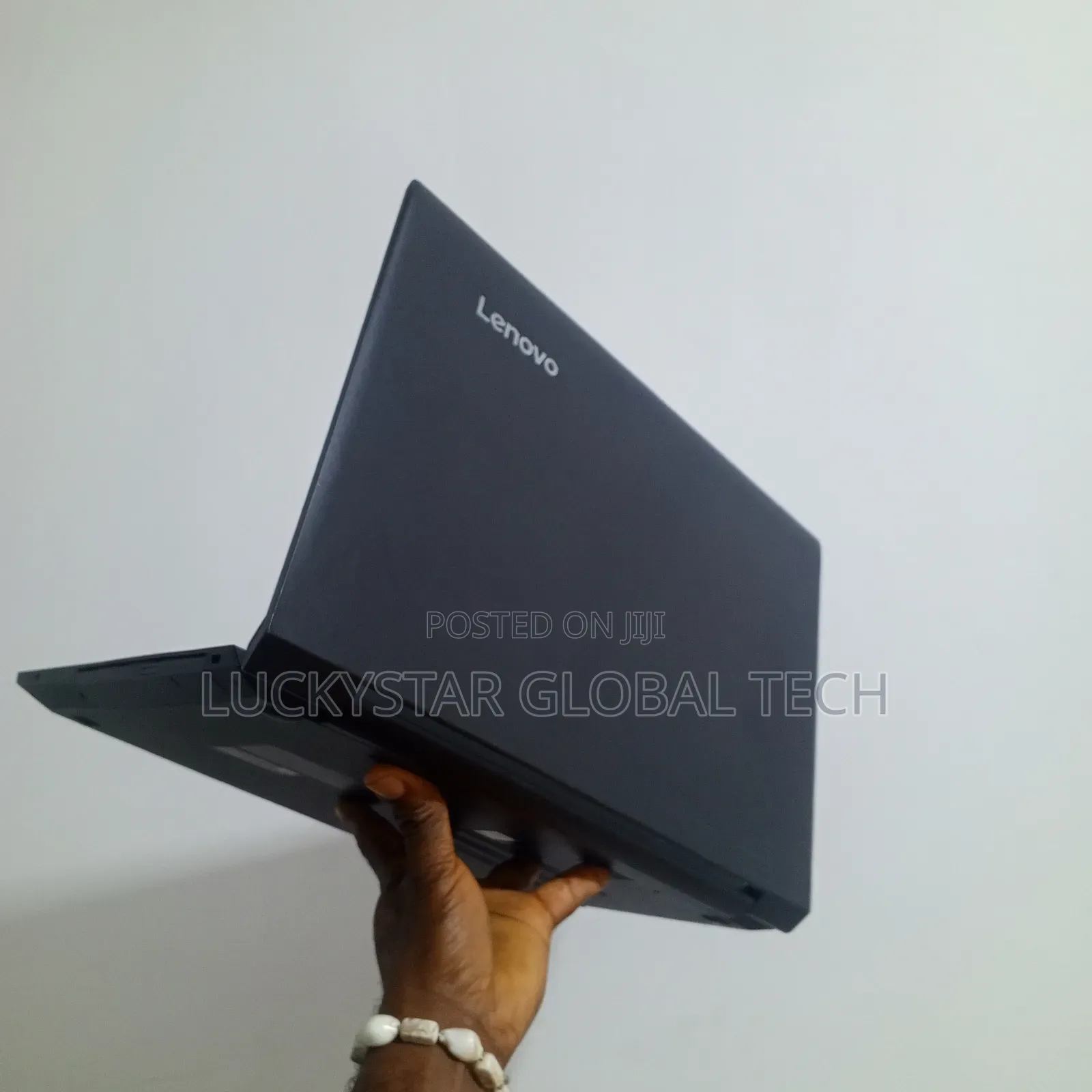 Laptop Lenovo V110 4GB Intel Core i5 SSD 128GB