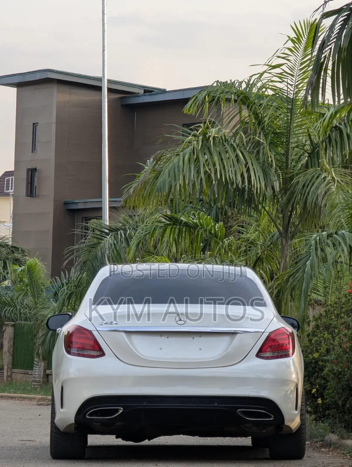 Mercedes-Benz C450 2016 White