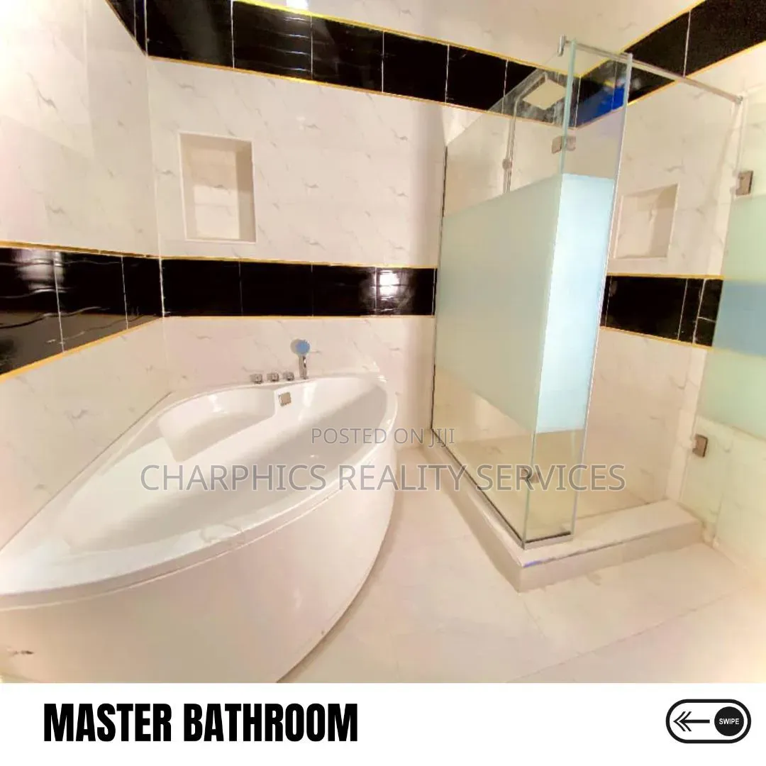 2bdrm Apartment in Lekki Phase 2 for sale