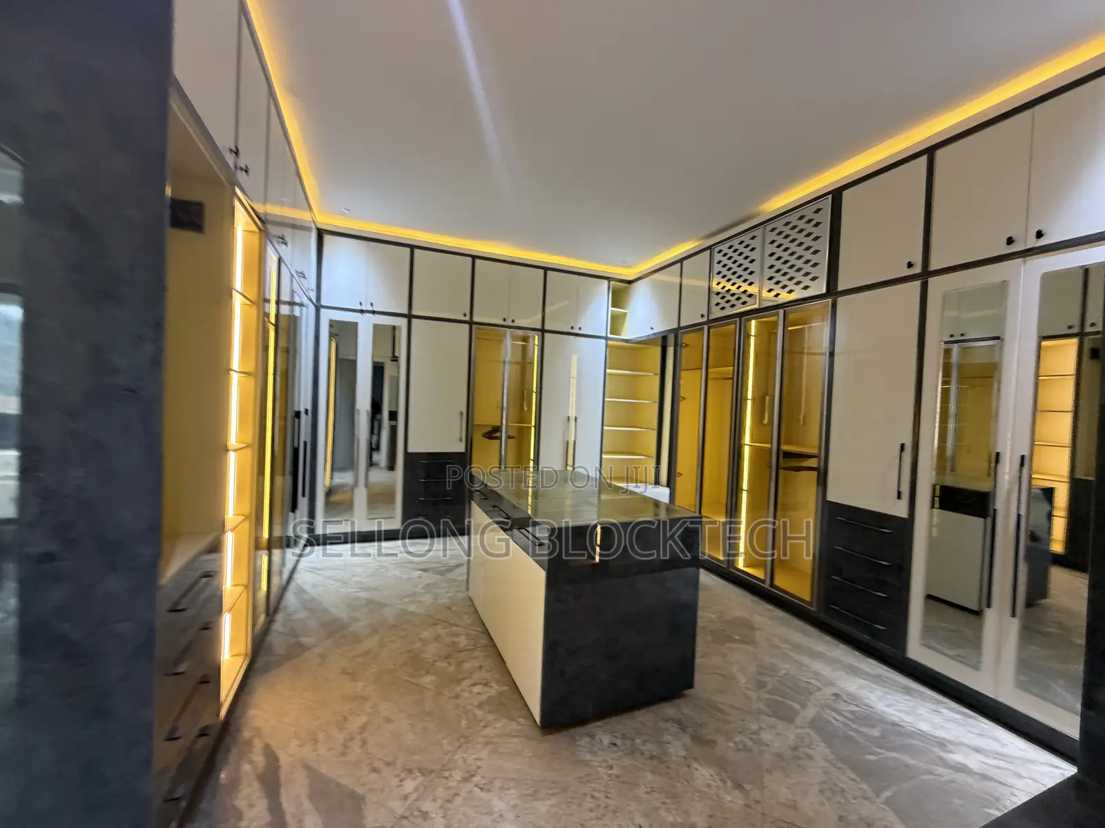5bdrm Duplex in Asokoro for rent