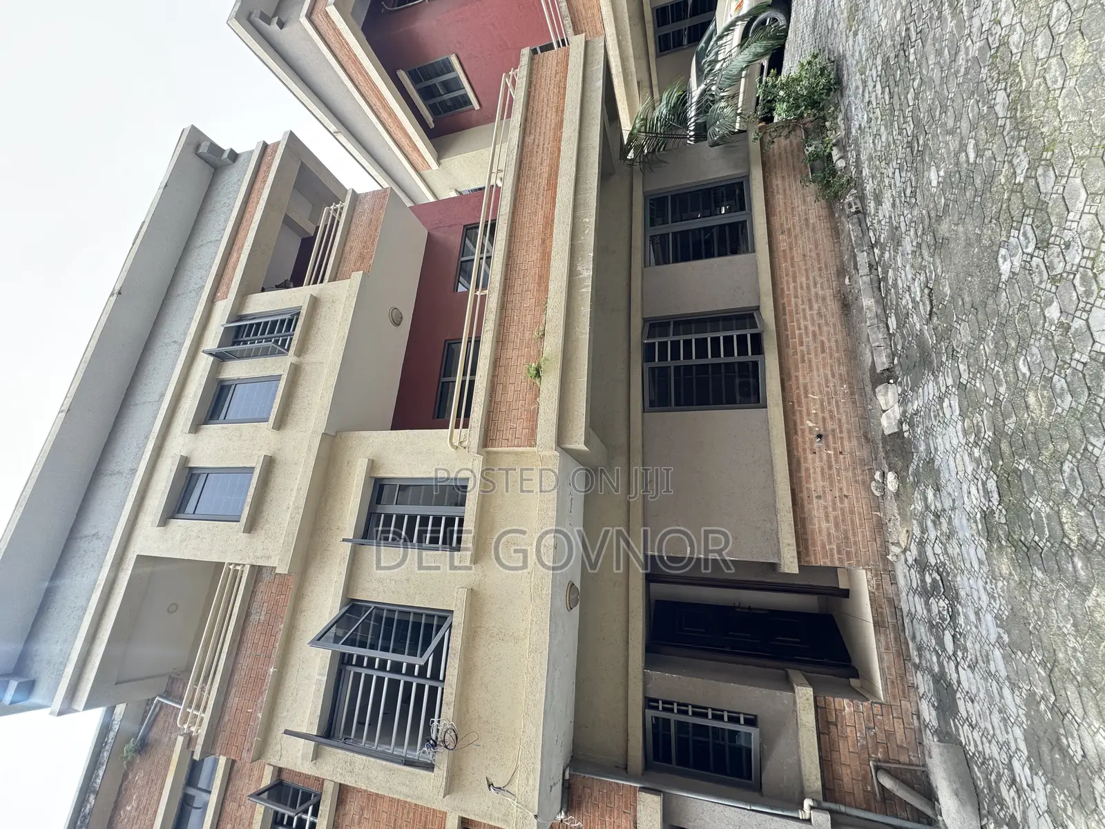 5bdrm Duplex in Akinlonu I V, Victoria Island Extension for rent
