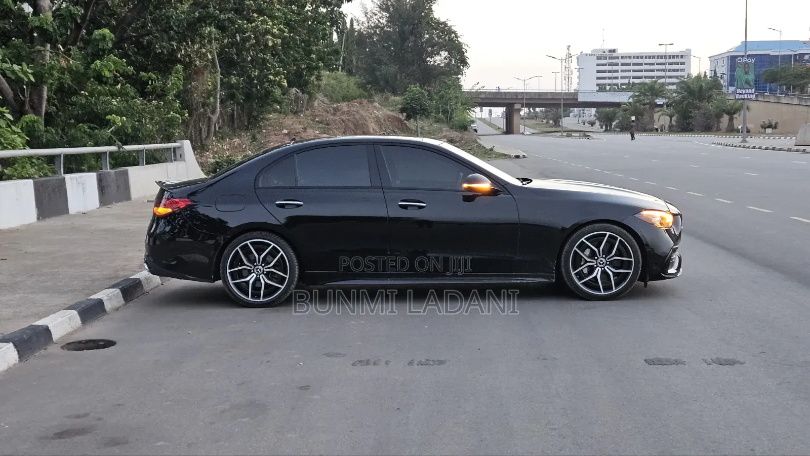Mercedes-Benz C300 2022 Black