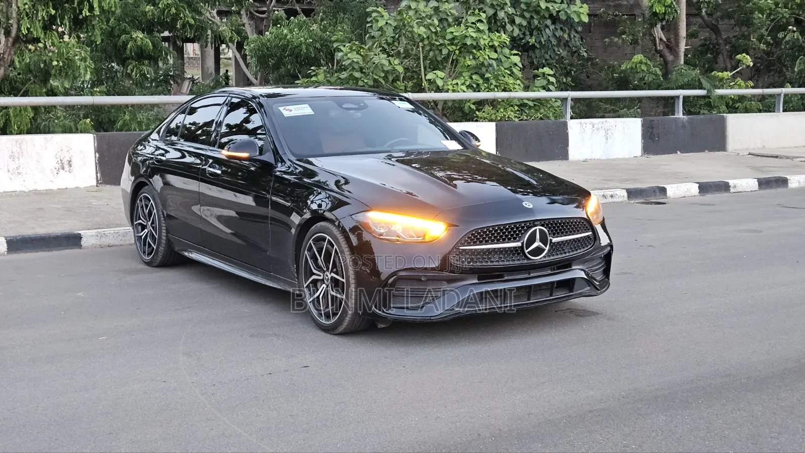 Mercedes-Benz C300 2022 Black