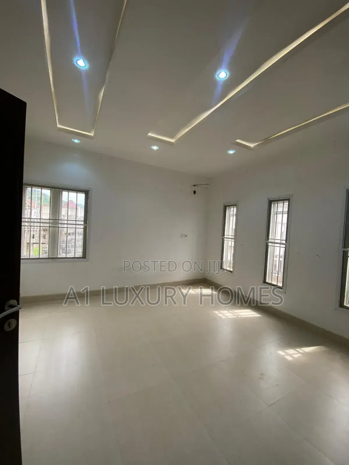 4bdrm Duplex in Dawaki for sale