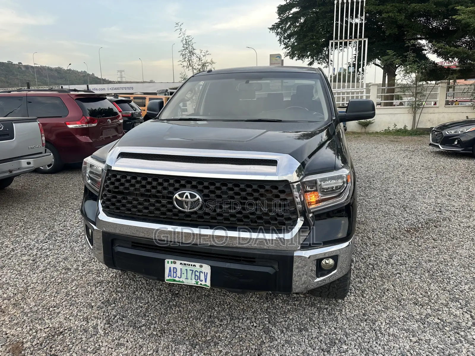 Toyota Tundra SR 4dr Double Cab 4WD LB (5.7L 8cyl 6A) 2014 Black