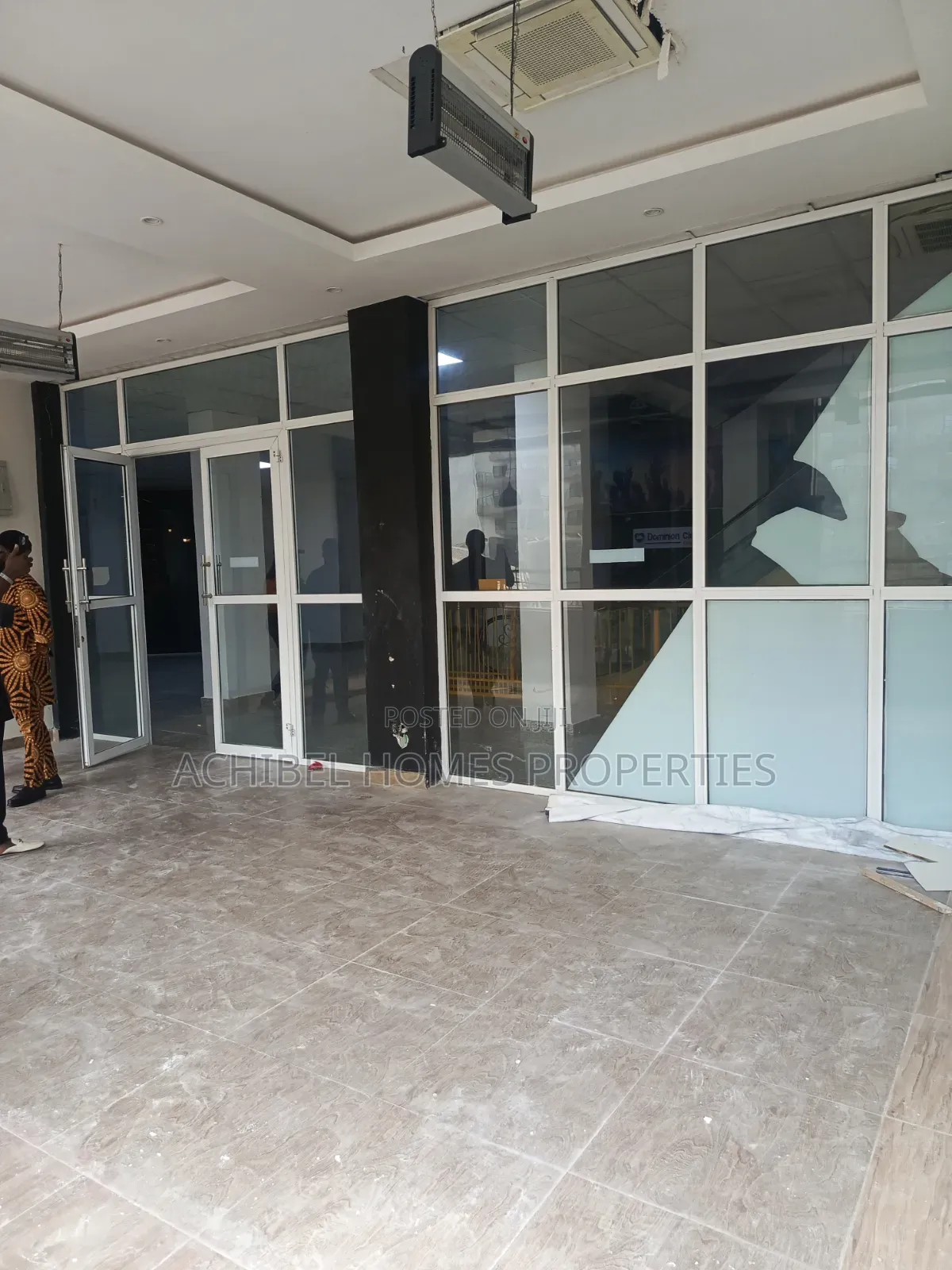 A 38.6 Square Meter Shop Space in Lekki Phase 1 Right, Oniru