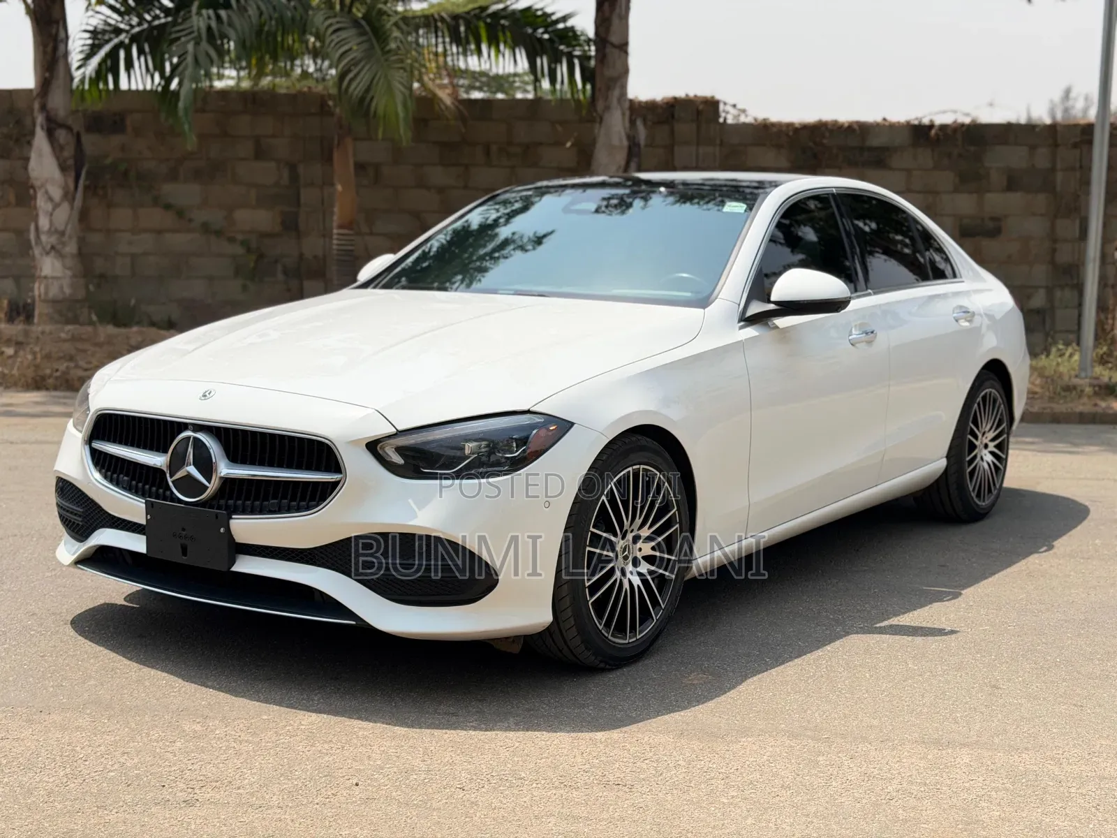 Mercedes-Benz C300 2023 White