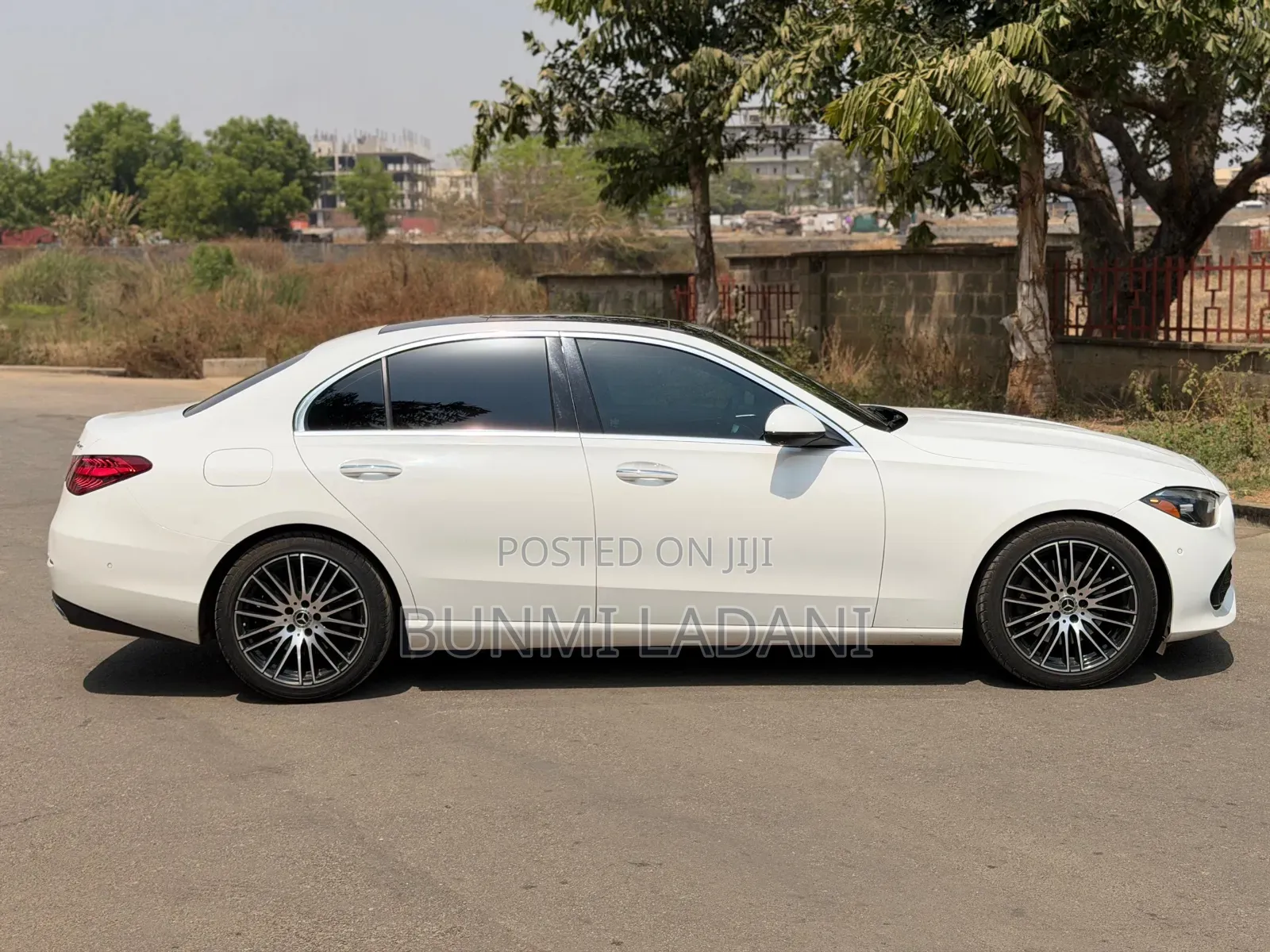Mercedes-Benz C300 2023 White
